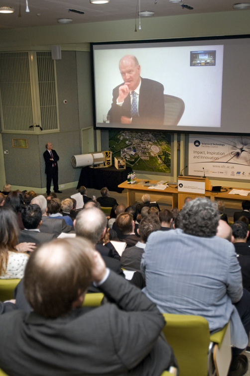 The Rt Hon David Willetts MP taking questions and answers