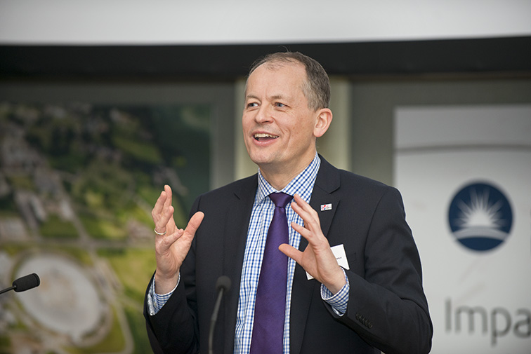 Dr David Parker